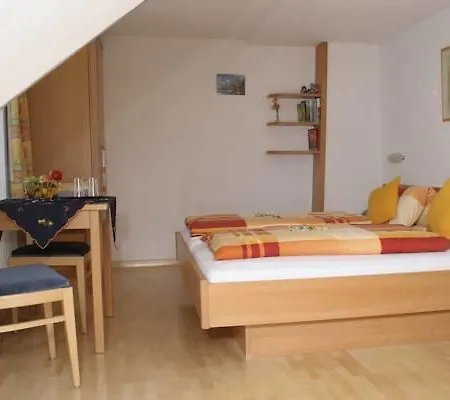 Haus Sonnbuehel *